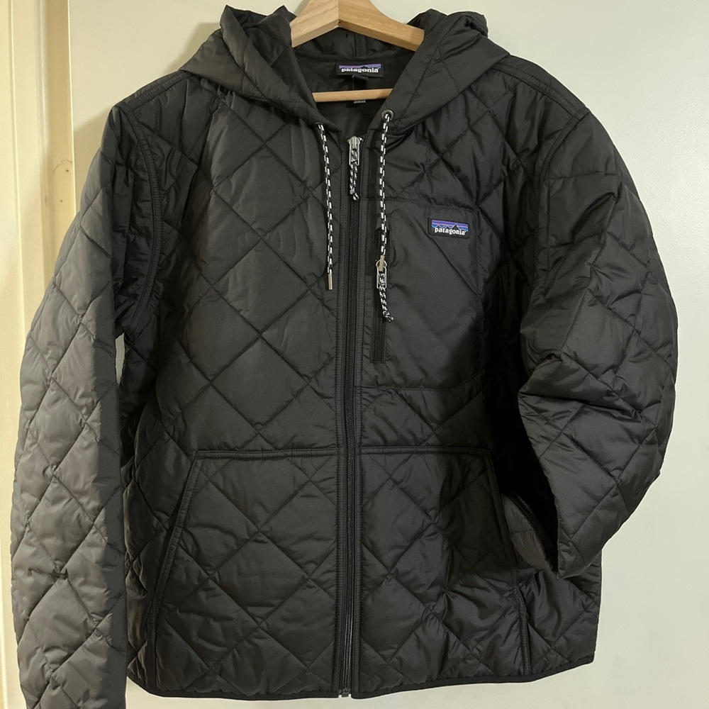 Patagonia Black Quilted Bomber Jacket NWOT